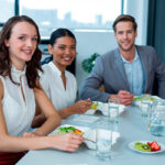 Alimentação Inclusiva nas Empresas: Como Atender Restrições e Necessidades Especiais em 2026