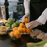 Terceirização da Alimentação Corporativa: Vantagens Estratégicas Para Empresas em 2026